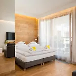 Go Apartments - Aparthotel